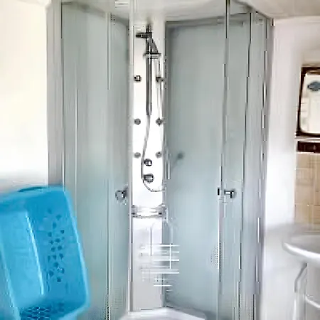Maison Charmante à Avec Terrasse Accueillante *