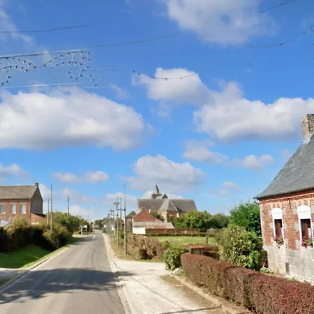 Maison Charmante A Avec Terrasse Accueillante