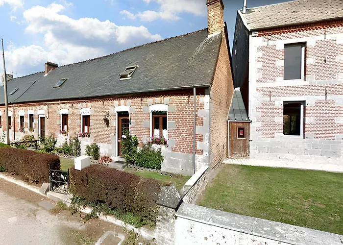 Maison Charmante A Avec Terrasse Accueillante Clairfayts