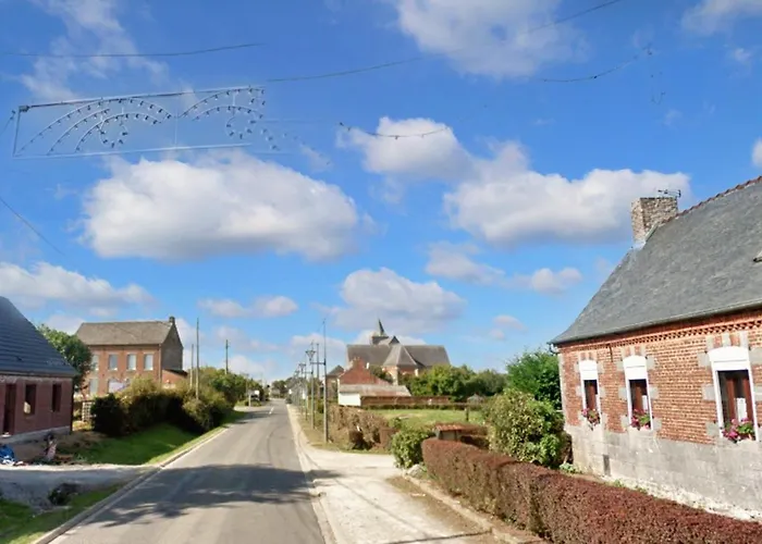 Maison Charmante A Avec Terrasse Accueillante