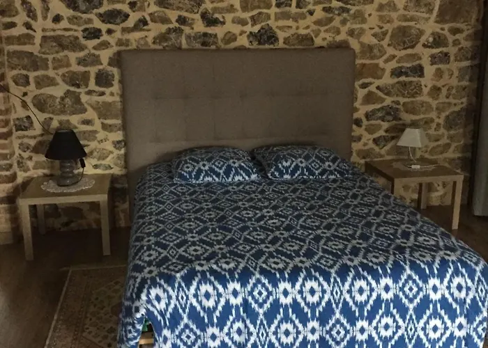 Semesterbostad Maison Charmante A Avec Terrasse Accueillante